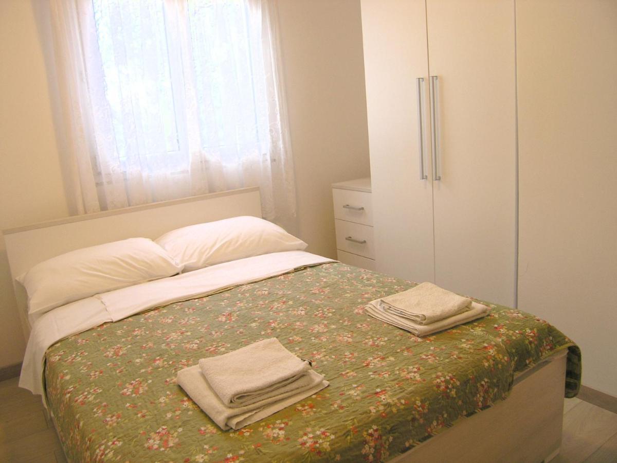 Apartments Sokolovic Krk Town Exterior photo