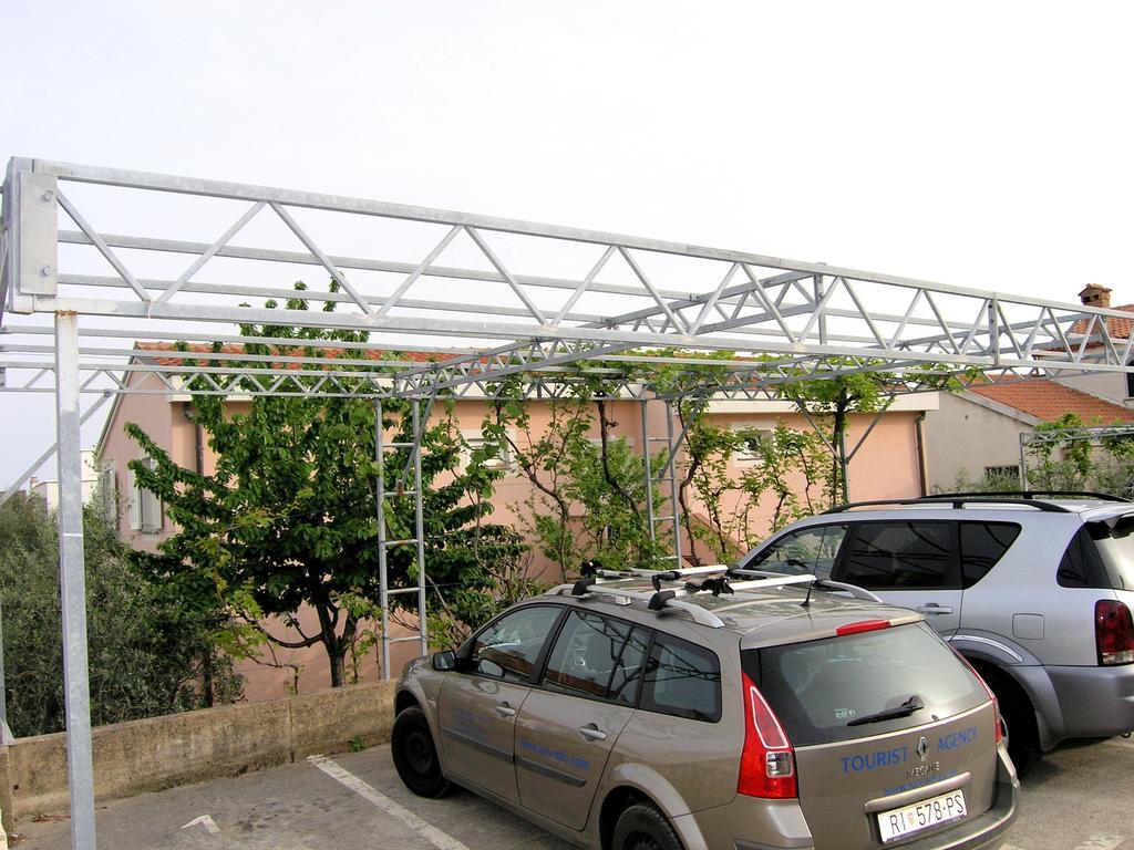 Apartments Sokolovic Krk Town Exterior photo